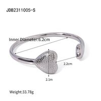 316 Stainless Steel  Modern Style Classic Style Commute Heart Shape Solid Color Bangle main image 2