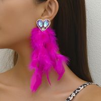 1 Pair Exaggerated Novelty Cool Style Heart Shape Inlay Artificial Feather Alloy Rhinestones Drop Earrings sku image 1