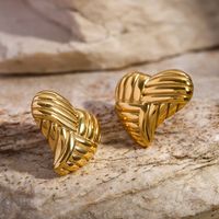 1 Par Estilo IG Señora Estilo Clásico Forma De Corazón Color Sólido Enchapado Acero Inoxidable 316 Chapados en oro de 18k Pendientes main image 3