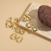 1 Paar Vintage-Stil Einfacher Stil Einfarbig Überzug Kupfer Vergoldet Ohrringe main image 5