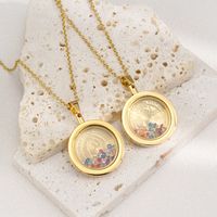 304 Stainless Steel 18K Gold Plated Simple Style Zircon Human Round Pendant Necklace main image 1
