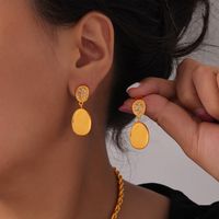 1 Pair Casual Simple Style Round Oval Plating Inlay Titanium Steel Rhinestones 18K Gold Plated Drop Earrings main image 2