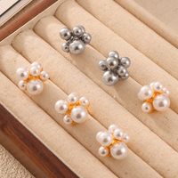 1 Pair Elegant Simple Style Solid Color Plating Inlay Artificial Pearl Brass Artificial Pearls 18K Gold Plated Ear Studs main image 3