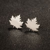 1 Pair Lady Modern Style Sweet Maple Leaf Solid Color Notes Polishing Plating 304 Stainless Steel 18K Gold Plated Ear Studs main image 5