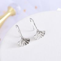 1 Pair Sweet Simple Style Ginkgo Leaf Polishing Sterling Silver White Gold Plated Earrings main image 1