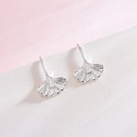 1 Pair Sweet Simple Style Ginkgo Leaf Polishing Sterling Silver White Gold Plated Earrings main image 4