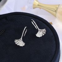 1 Pair Sweet Simple Style Ginkgo Leaf Polishing Sterling Silver White Gold Plated Earrings main image 5