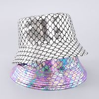 Unisex Hip-Hop Exaggerated Gradient Color Solid Color Fish Scales Printing And Dyeing Handmade Wide Eaves Bucket Hat main image 3