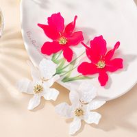 1 Pair Glam Solid Color Flower Synthetic Resin Zinc Alloy Drop Earrings main image 4