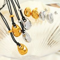 Titan Stahl 18 Karat Vergoldet Elegant Dame Klassischer Stil Überzug Irregulär Geometrisch Wassertropfen Ohrringe Halskette main image 1
