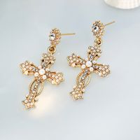 1 Pair Classical Baroque Style Cross Hollow Out Inlay Alloy Artificial Rhinestones Artificial Diamond Drop Earrings main image 3