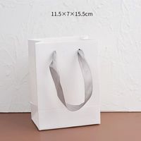 Simple Style Bow Knot Paper Jewelry Boxes sku image 1
