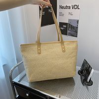 Women's Medium Straw Solid Color Vacation Beach Zipper Tote Bag main image video