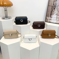 Women's Medium Pu Leather Solid Color Vintage Style Classic Style Flip Cover Crossbody Bag main image 1