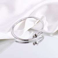 304 Stainless Steel 18K Gold Plated Simple Style Classic Style Commute Solid Color Bangle main image 9