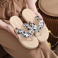 Women's Vacation Ditsy Floral Open Toe Flip Flops sku image 6