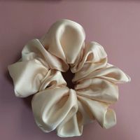 Women's Simple Style Solid Color Cloth Hair Tie sku image 1