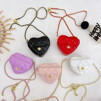 Girl's Small Pu Leather Solid Color Fashion Chain Heart Shape Zipper Crossbody Bag main image 1