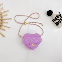 Girl's Small Pu Leather Solid Color Fashion Chain Heart Shape Zipper Crossbody Bag sku image 4