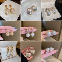 1 Pair French Style Letter Heart Shape Imitation Pearl Inlay Rhinestones Women's Earrings main image 1
