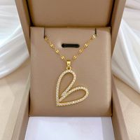 Wholesale Fashion Heart Shape Stainless Steel Copper Inlay Rhinestones Pendant Necklace main image 1