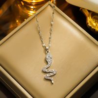 304 Stainless Steel Copper 18K Gold Plated Casual Simple Style Snake Zircon Pendant Necklace main image 4