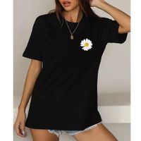 Small Chrysanthemum Print Loose Casual T-shirt main image 1