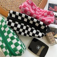 Women's Small All Seasons Knit Plaid Classic Style Square Zipper Cosmetic Bag main image 4