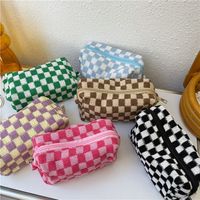 Women's Small All Seasons Knit Plaid Classic Style Square Zipper Cosmetic Bag main image 1
