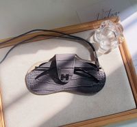 حقيبة نظارات التمساح الجلدية H-مشبك ، حقيبة تخزين النظارات الشمسية ، حبل الرقبة ، صندوق النظارات المحمولة ، غطاء واقٍ لنظارات قصر النظر sku image 1