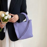 Women's Medium All Seasons Pu Leather Classic Style Handbag sku image 4