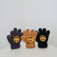 Kid's Cute Sweet Smiley Face Gloves 1 Pair main image 4