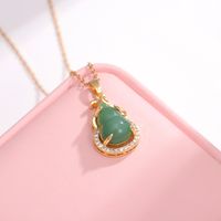 Casual Simple Style Rabbit Heart Shape Fish Tail Titanium Steel Plating Inlay Opal Pearl Zircon Pendant Necklace main image 4