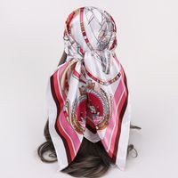 Women's Retro Floral Satin Printing Scarves & Gloves main image 3