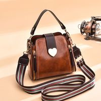 Women's Medium Pu Leather Heart Shape Basic Bucket Zipper Shoulder Bag Crossbody Bag main image 5