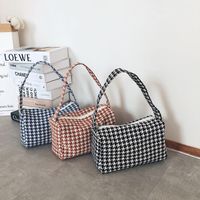 Women's Small Polyester Houndstooth Fashion Cylindrical Zipper Underarm Bag main image 1
