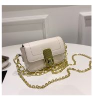 Women's Small Pu Leather Solid Color Basic Chain Square Lock Clasp Crossbody Bag sku image 1