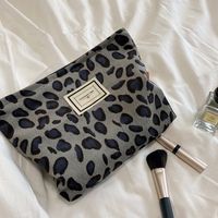 Classic Style Leopard Cotton Polyester Square Makeup Bags main image 2