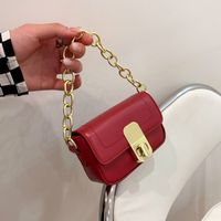 Women's Small Pu Leather Solid Color Basic Chain Square Lock Clasp Crossbody Bag main image 5