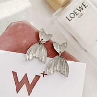 1 Pair Elegant Lady Fish Tail Alloy White Gold Plated Drop Earrings main image 6