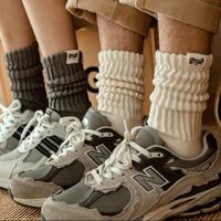 Unisex Sports Solid Color Cotton Crew Socks A Pair main image 1