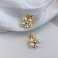1 Pair Elegant Flower Freshwater Pearl Handmade Drop Earrings sku image 1