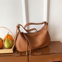 Women's All Seasons Pu Leather Classic Style Shoulder Bag main image 2