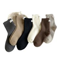 Women's Simple Style Solid Color Cotton Crew Socks A Pair main image 2