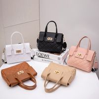 Women's Small Pu Leather Solid Color Classic Style Square Lock Clasp Handbag main image 1
