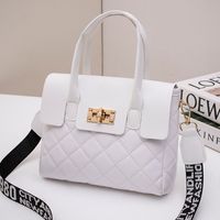 Women's Small Pu Leather Solid Color Classic Style Square Lock Clasp Handbag sku image 2