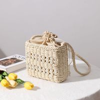 Women's Medium Straw Solid Color Vintage Style Classic Style Square String Shoulder Bag main image 2