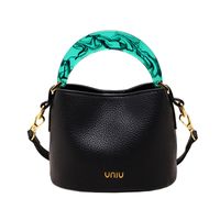 Women's Small All Seasons Pu Leather Solid Color Basic Bucket Lock Clasp Handbag sku image 1