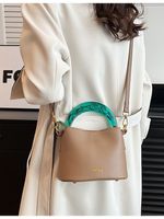 Women's Small All Seasons Pu Leather Solid Color Basic Bucket Lock Clasp Handbag main image 4