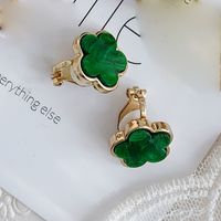 Wholesale Jewelry Simple Style Flower Alloy Gold Plated Plating Ear Studs sku image 10